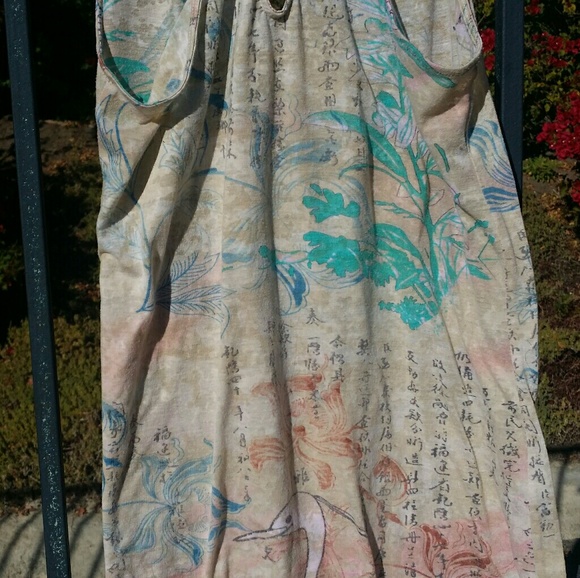 Lovely Asian Inspired Tank Top - Picture 7 of 8